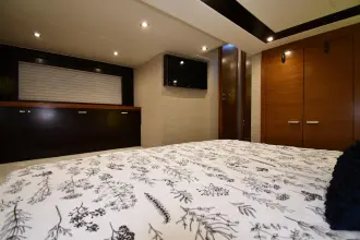 Thumbnail von Tiara Yachts 50 Coupe