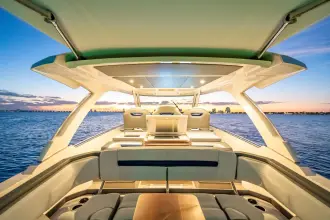 Thumbnail von Tiara Yachts 38 LS