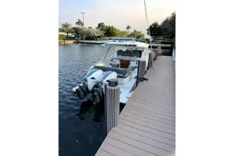 Thumbnail von Tiara Yachts 38 LS