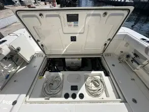 Thumbnail von Boston Whaler 345 Conquest Open