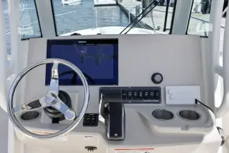 Thumbnail von Boston Whaler 280 Dauntless