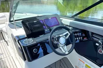 Thumbnail von Sea Ray SLX 260