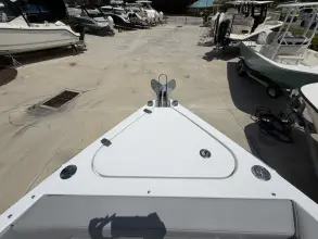 Thumbnail von Cruisers Yachts 38 VTR