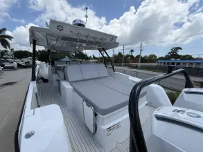 Thumbnail von Cruisers Yachts 38 VTR