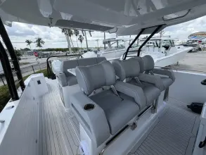 Thumbnail von Cruisers Yachts 38 VTR