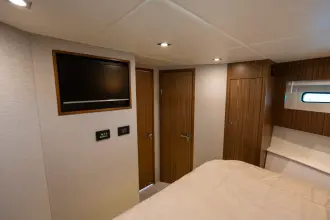 Thumbnail von Cruisers Yachts 42 Cantius
