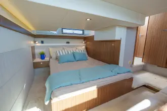 Thumbnail von Cruisers Yachts 42 Cantius