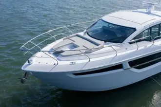 Thumbnail von Cruisers Yachts 42 Cantius
