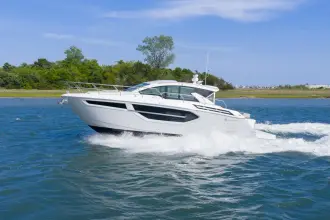 Thumbnail von Cruisers Yachts 42 Cantius