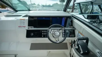 Thumbnail von Sea Ray 320 Sundancer Outboard
