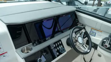 Thumbnail von Sea Ray 320 Sundancer Outboard