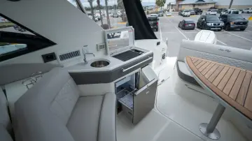 Thumbnail von Sea Ray 320 Sundancer Outboard