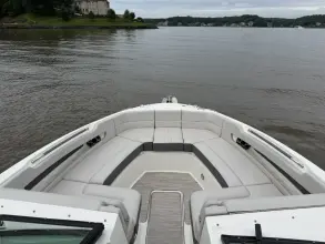 Thumbnail von Sea Ray SLX 310