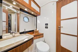 Thumbnail von Azimut 50