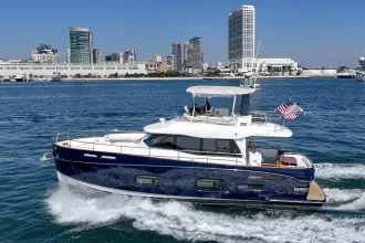 Thumbnail von Azimut 50