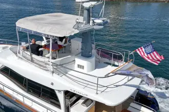 Thumbnail von Azimut 50