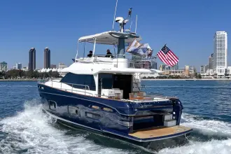 Thumbnail von Azimut 50
