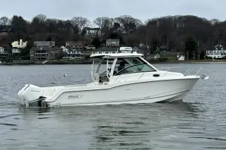 Boston Whaler 285 Conquest Pilothouse