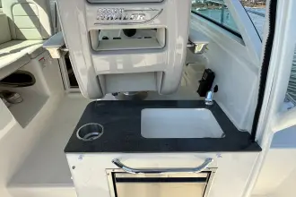 Thumbnail von Boston Whaler 285 Conquest Pilothouse