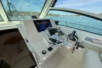 Thumbnail von Boston Whaler 285 Conquest Pilothouse