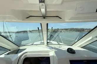 Thumbnail von Boston Whaler 285 Conquest Pilothouse