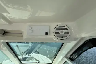 Thumbnail von Boston Whaler 285 Conquest Pilothouse
