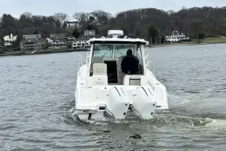 Thumbnail von Boston Whaler 285 Conquest Pilothouse