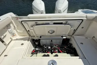 Thumbnail von Boston Whaler 285 Conquest Pilothouse