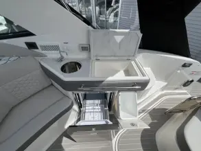 Thumbnail von Sea Ray 320 Sundancer Outboard