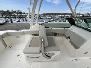 Thumbnail von Boston Whaler 240 Vantage