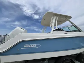 Thumbnail von Boston Whaler 240 Vantage