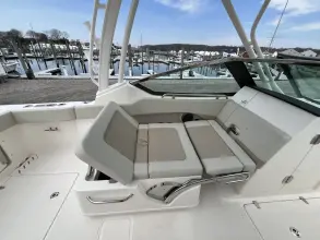Thumbnail von Boston Whaler 240 Vantage