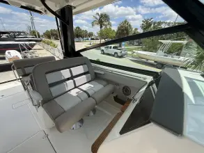 Thumbnail von Boston Whaler 330 Vantage