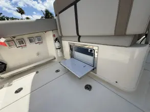 Thumbnail von Boston Whaler 330 Vantage