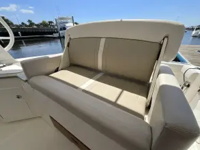 Thumbnail von Boston Whaler 350 Realm