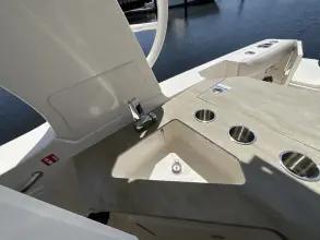 Thumbnail von Boston Whaler 350 Realm