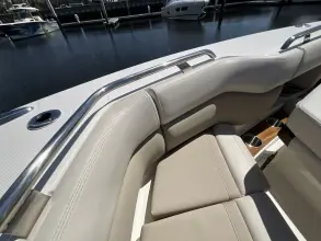 Thumbnail von Boston Whaler 350 Realm