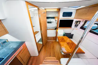 Thumbnail von Boston Whaler 405 Conquest