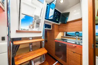 Thumbnail von Boston Whaler 405 Conquest