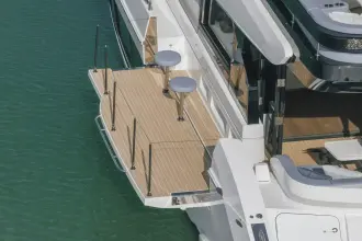 Thumbnail von Cruisers Yachts 57 FLY