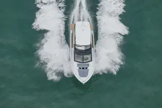 Thumbnail von Cruisers Yachts 57 FLY