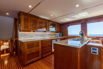 Thumbnail von Viking 82 Cockpit Motor Yacht VICTORY
