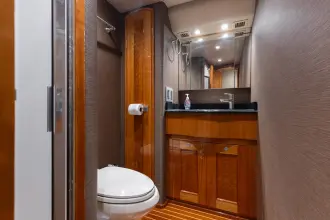 Thumbnail von Viking 82 Cockpit Motor Yacht VICTORY