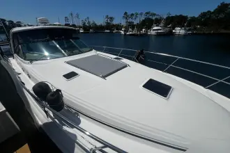 Thumbnail von Sea Ray 410 Express Cruiser