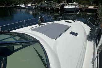 Thumbnail von Sea Ray 410 Express Cruiser