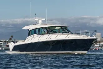 Thumbnail von Tiara Yachts 43LE