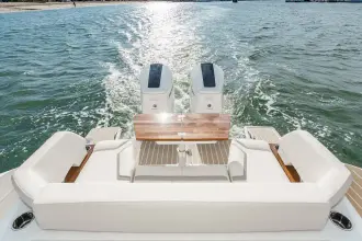Thumbnail von Tiara Yachts 43LE