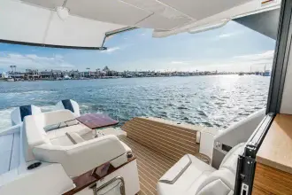 Thumbnail von Tiara Yachts 43LE