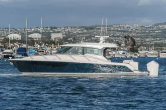 Thumbnail von Tiara Yachts 43LE