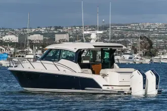 Thumbnail von Tiara Yachts 43LE